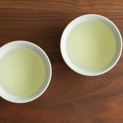 Chén trà men rạn – 2